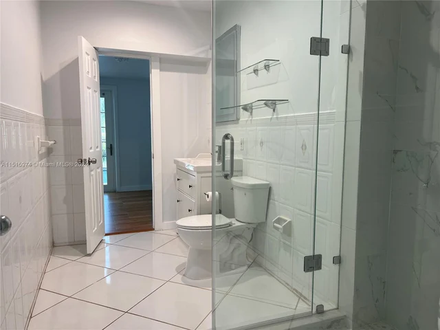 745 S Shore Dr, Miami Beach FL 33141