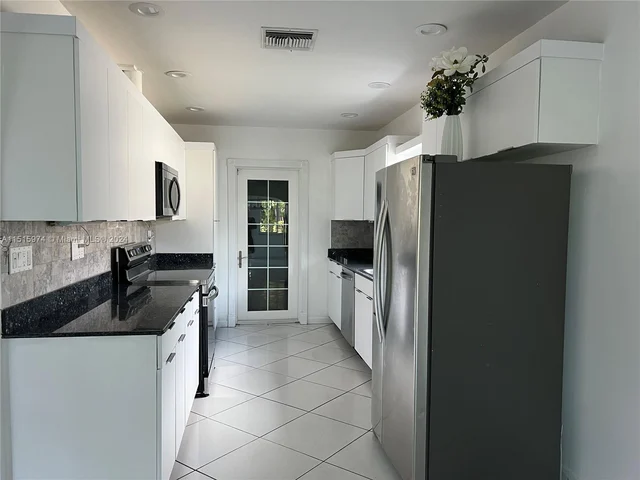 745 S Shore Dr, Miami Beach FL 33141