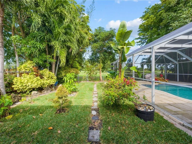 745 S Shore Dr, Miami Beach FL 33141