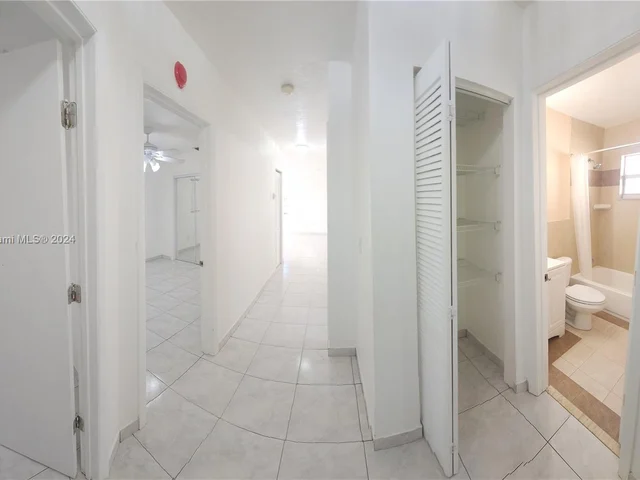 18621 SW 122nd Ct, Miami FL 33177