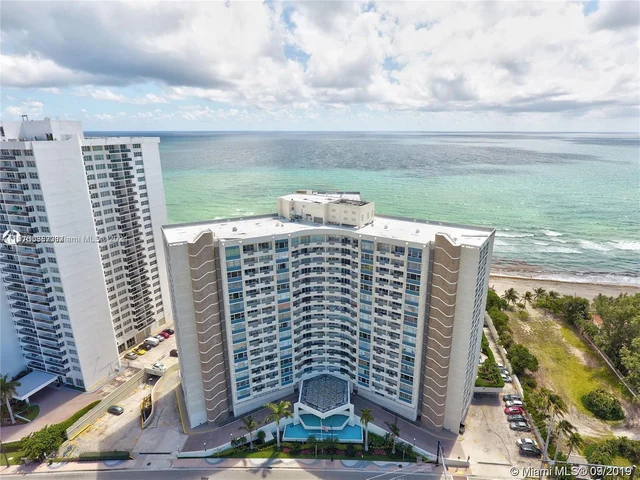 3180 S Ocean Dr # 721, Hallandale Beach FL 33009