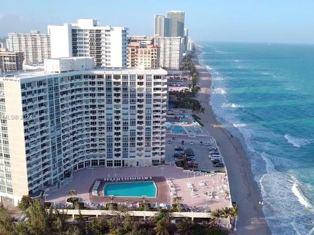 3180 S Ocean Dr # 721, Hallandale Beach FL 33009