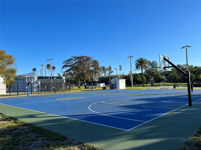 1438 Jefferson Ave, Miami Beach FL 33139