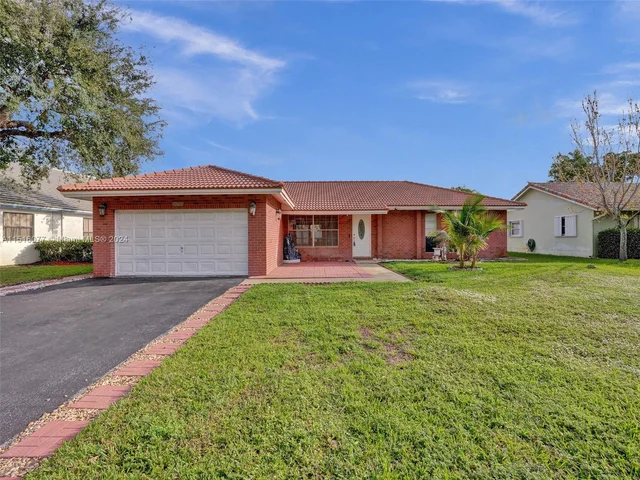 12126 NW 33rd St, Coral Springs FL 33065