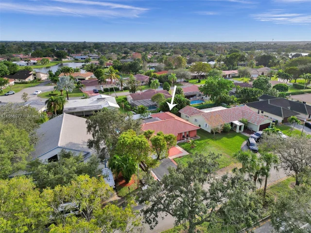 12126 NW 33rd St, Coral Springs FL 33065