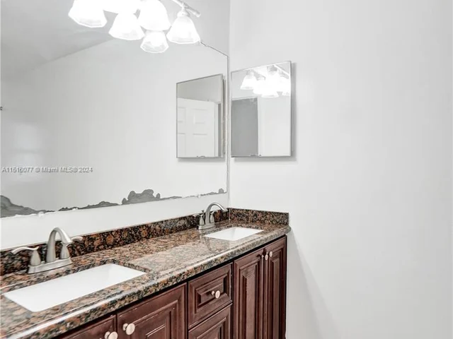 12126 NW 33rd St, Coral Springs FL 33065