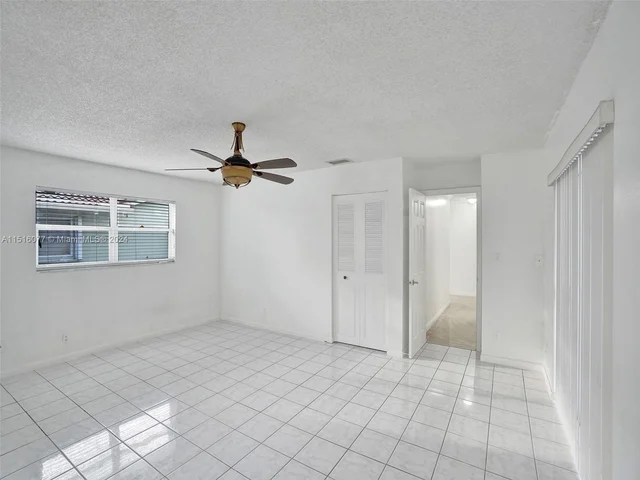 12126 NW 33rd St, Coral Springs FL 33065
