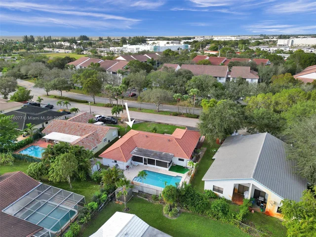 12126 NW 33rd St, Coral Springs FL 33065