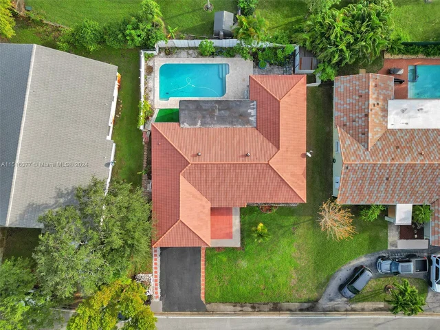 12126 NW 33rd St, Coral Springs FL 33065