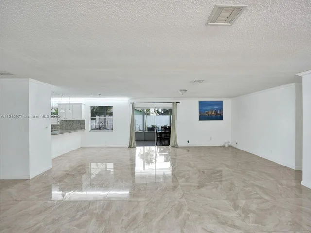 12126 NW 33rd St, Coral Springs FL 33065