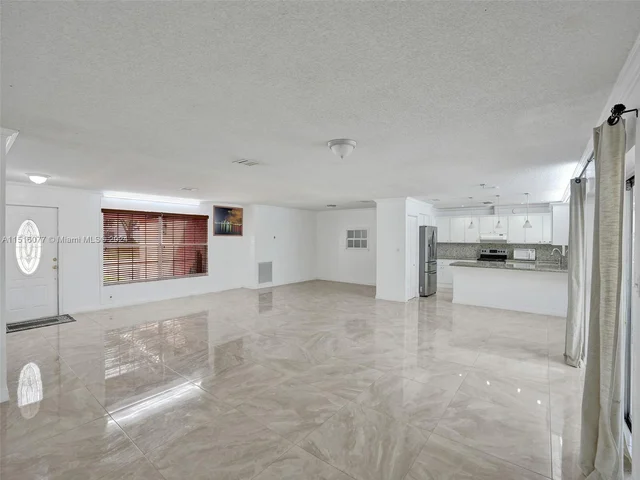 12126 NW 33rd St, Coral Springs FL 33065