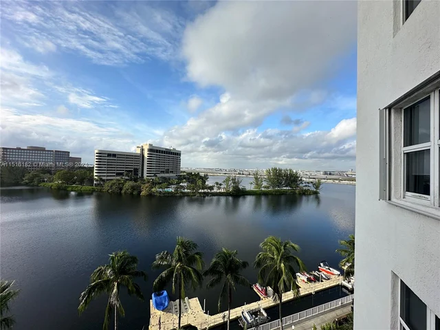 5077 NW 7th St # 802, Miami FL 33126