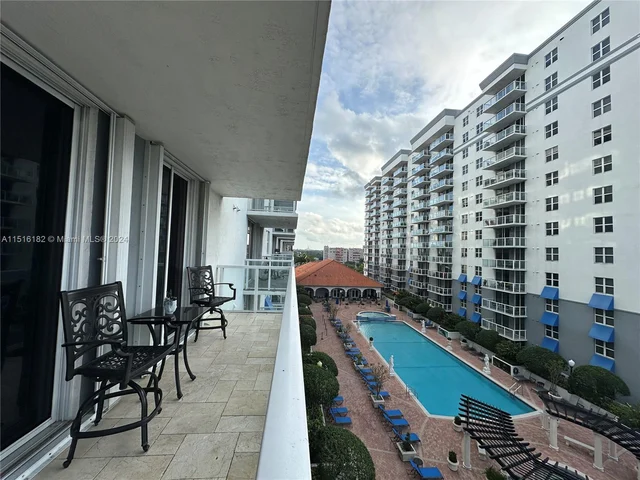 5077 NW 7th St # 802, Miami FL 33126