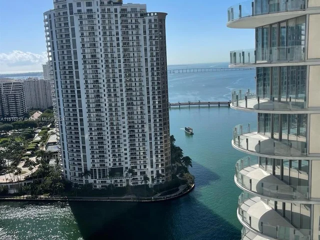 300 S Biscayne Blvd # 2406, Miami FL 33131