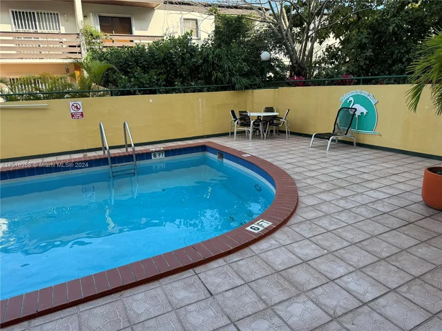 8320 NW 7th St # 313, Miami FL 33126