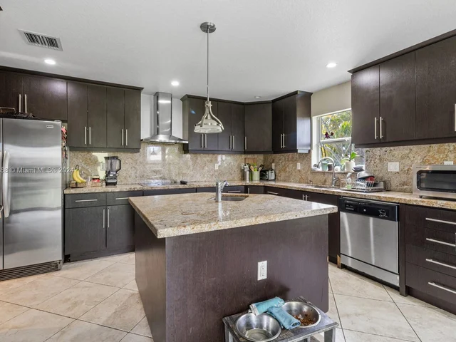 990 NW 131st Ave, Miami FL 33182