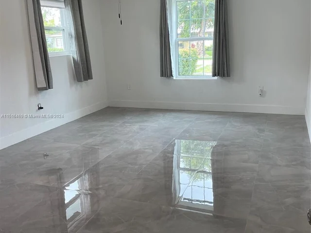 248 Carlisle Dr, Miami Springs FL 33166