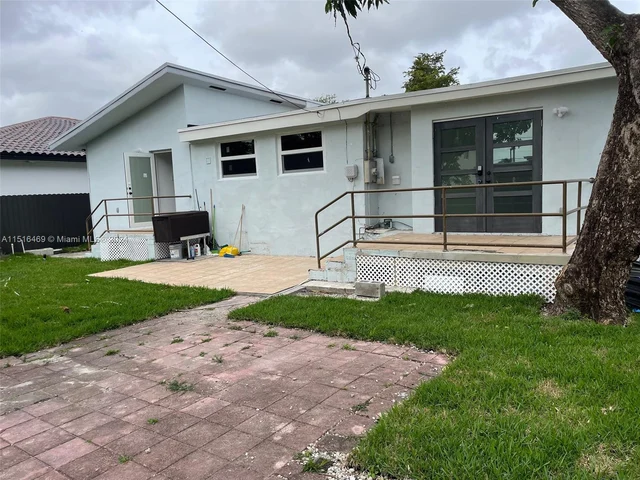 248 Carlisle Dr, Miami Springs FL 33166