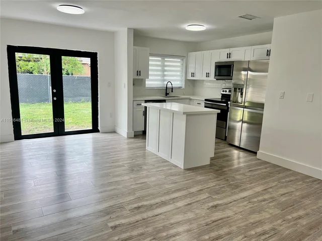 3530 NW 197th St, Miami Gardens FL 33056