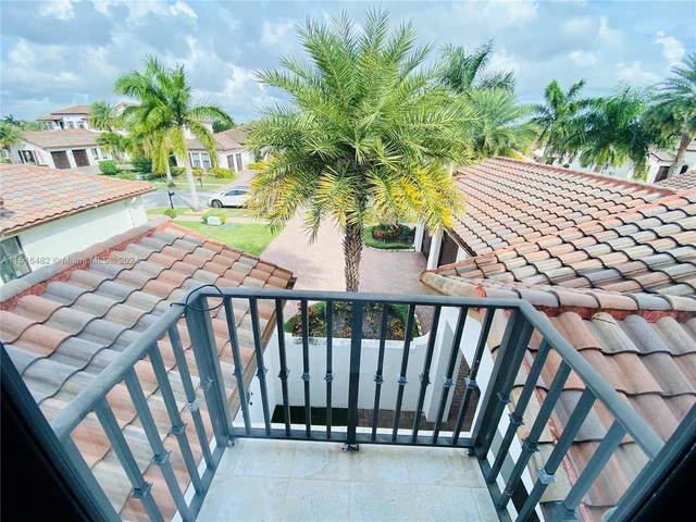 3172 NW 82nd Way, Cooper City FL 33024