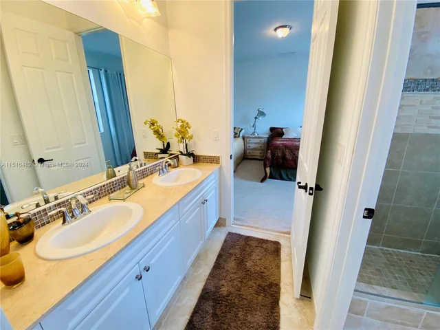 3172 NW 82nd Way, Cooper City FL 33024