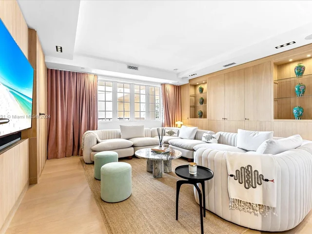 7954 Fisher Island Dr # 7954, Miami Beach FL 33109