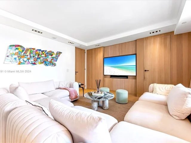 7954 Fisher Island Dr # 7954, Miami Beach FL 33109