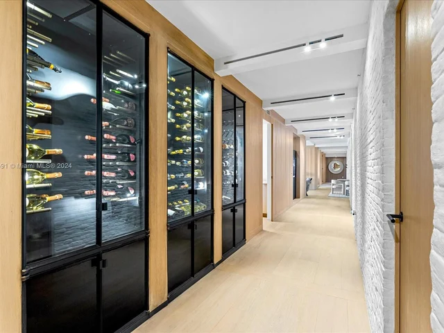 7954 Fisher Island Dr # 7954, Miami Beach FL 33109