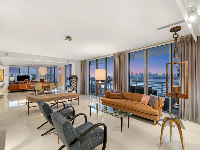 1445 16th St, Miami Beach FL 33139