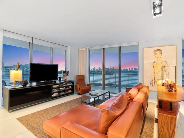 1445 16th St, Miami Beach FL 33139