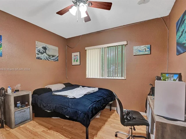 385 NE 31st Ave, Homestead FL 33033