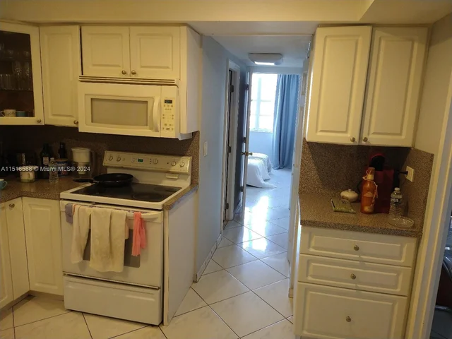 250 NE 174th St # 2008, Sunny Isles Beach FL 33160