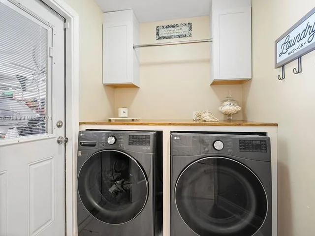 457 Goldenwood Way, Wellington FL 33414