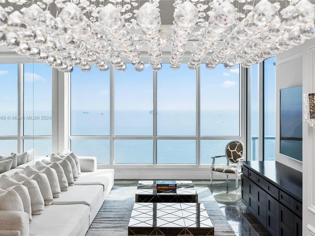 100 S Pointe Dr # 3205, Miami Beach FL 33139