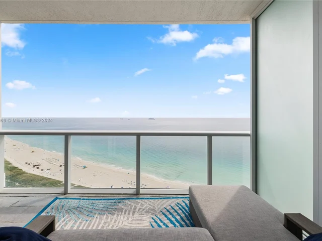 100 S Pointe Dr # 3205, Miami Beach FL 33139