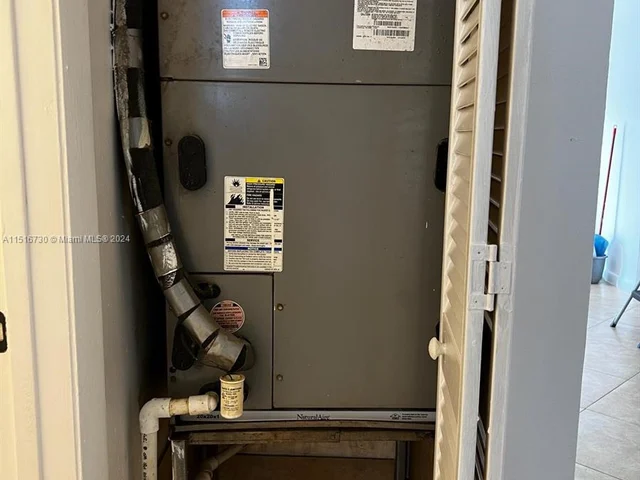 1160 WASHINGTON CR # 1160B, Homestead FL 33034