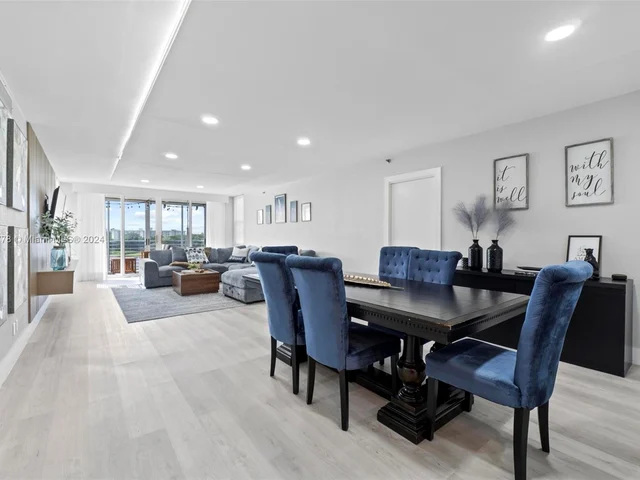 3095 N Course Dr # 602, Pompano Beach FL 33069