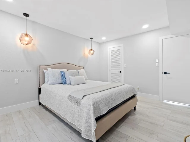 3095 N Course Dr # 602, Pompano Beach FL 33069