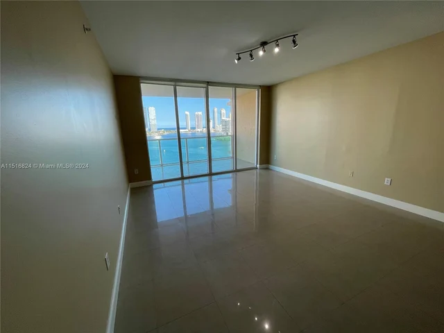 3330 NE 190th St # 1312, Aventura FL 33180