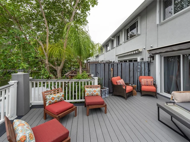 2004 Riverside Pl # 5, Wilton Manors FL 33305