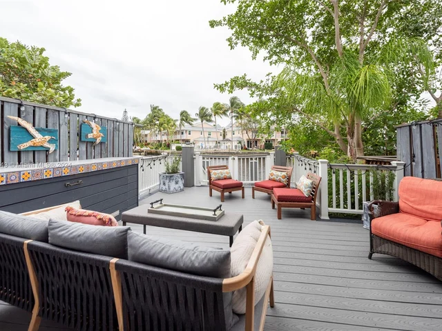 2004 Riverside Pl # 5, Wilton Manors FL 33305