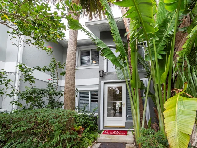 2004 Riverside Pl # 5, Wilton Manors FL 33305