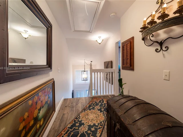 2004 Riverside Pl # 5, Wilton Manors FL 33305