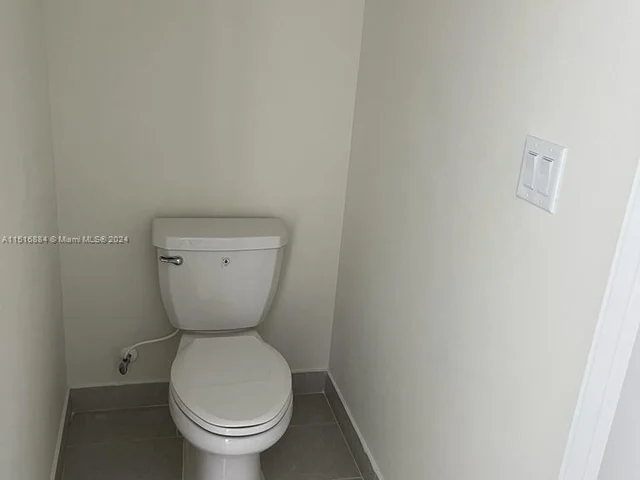 8167 NW 41st St # 309, Doral FL 33166