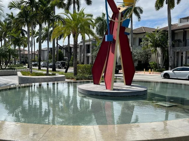 8167 NW 41st St # 309, Doral FL 33166