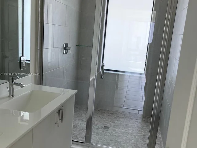 8167 NW 41st St # 309, Doral FL 33166