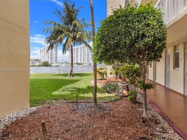 2999 Point East Dr # C514, Aventura FL 33160