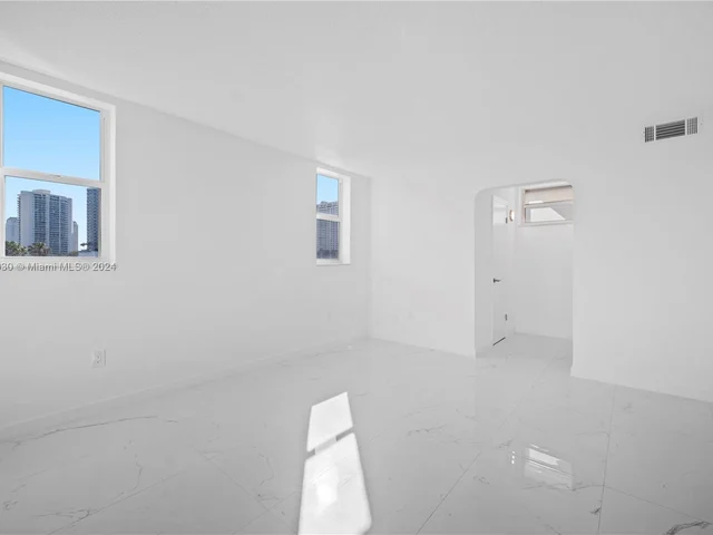 2999 Point East Dr # C514, Aventura FL 33160