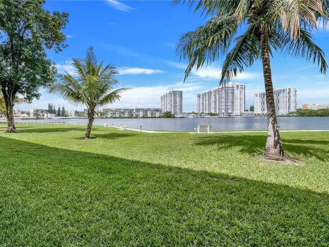 2999 Point East Dr # C514, Aventura FL 33160