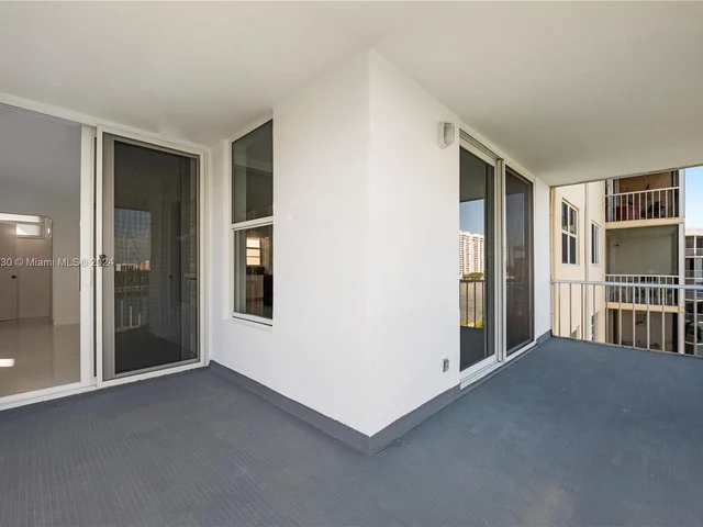 2999 Point East Dr # C514, Aventura FL 33160